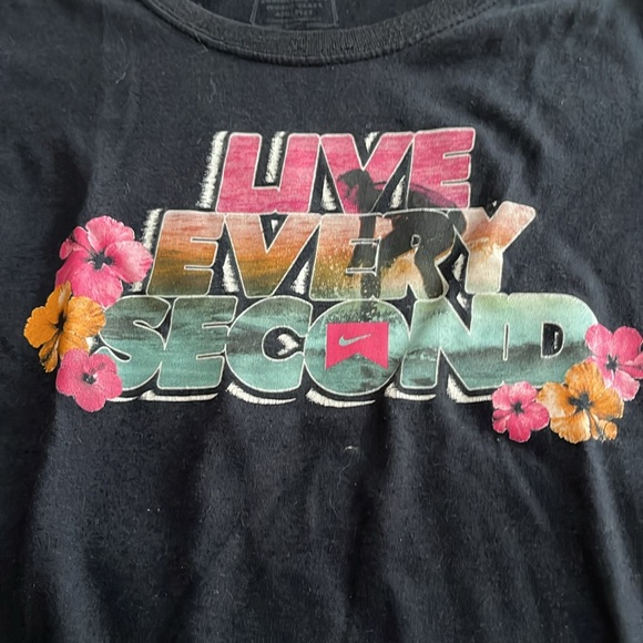 Nike - Picture 2 of 2